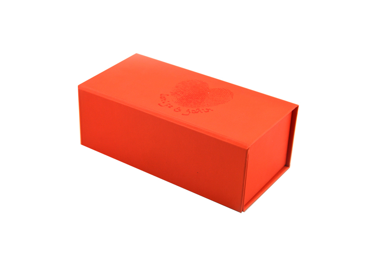 Collapsible Rigid Boxes